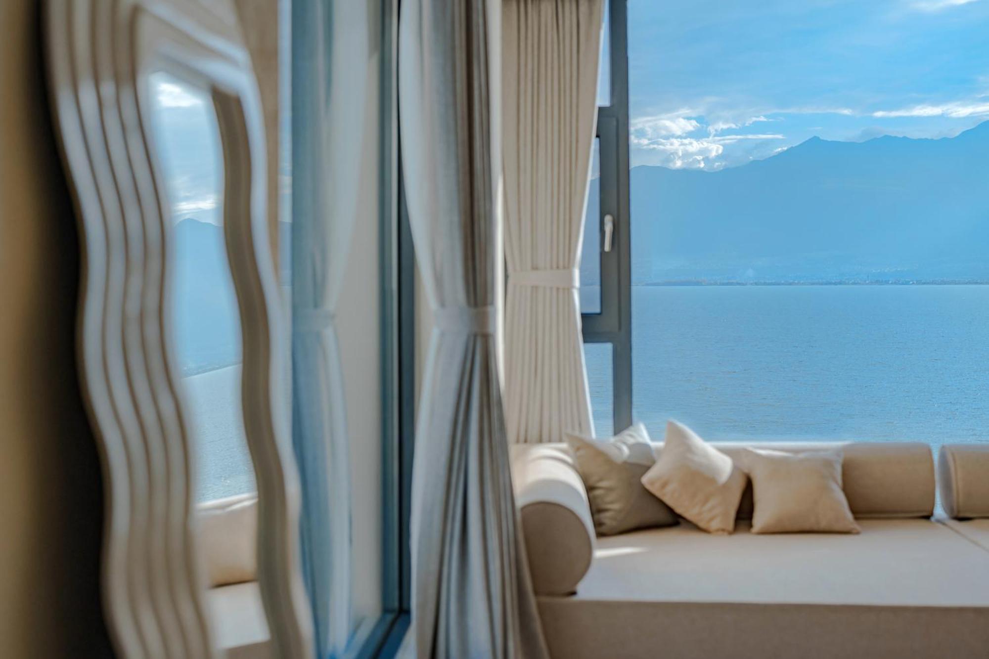 Dali Oriental Seaview Hotel -Dali Erhai Buitenkant foto