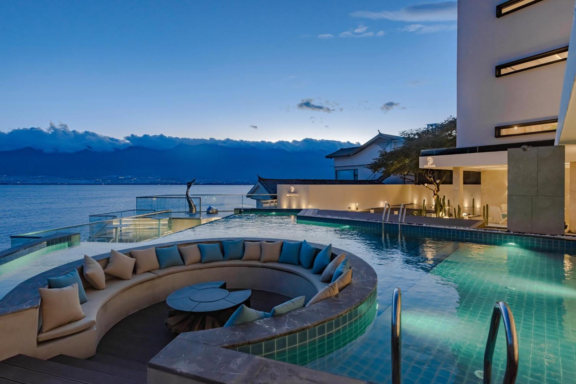 Dali Oriental Seaview Hotel -Dali Erhai Buitenkant foto